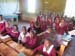 Vorschulklasse in ihrem Klassenzimmer in Rangenyo